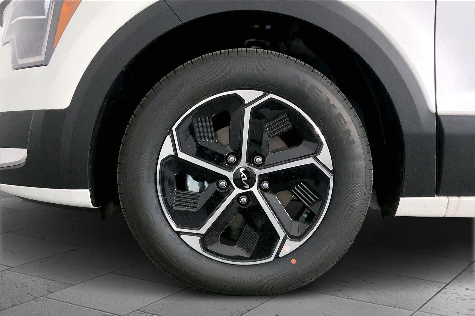 2025 Kia Niro EX