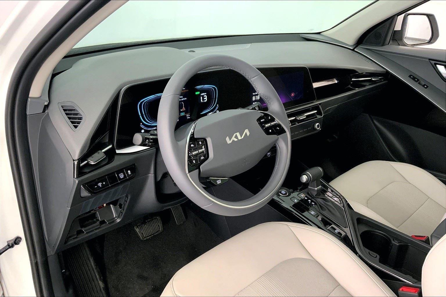 2025 Kia Niro EX