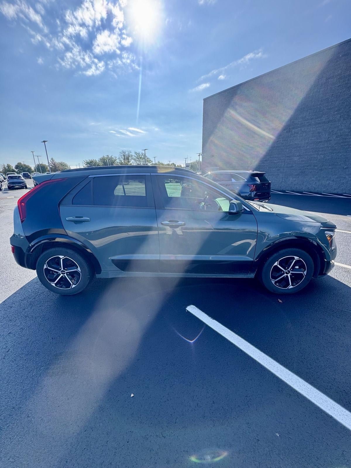 2024 Kia Niro SX
