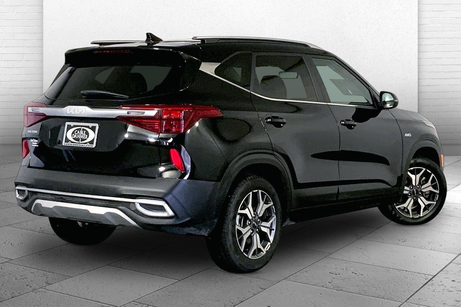 2023 Kia SELTOS EX