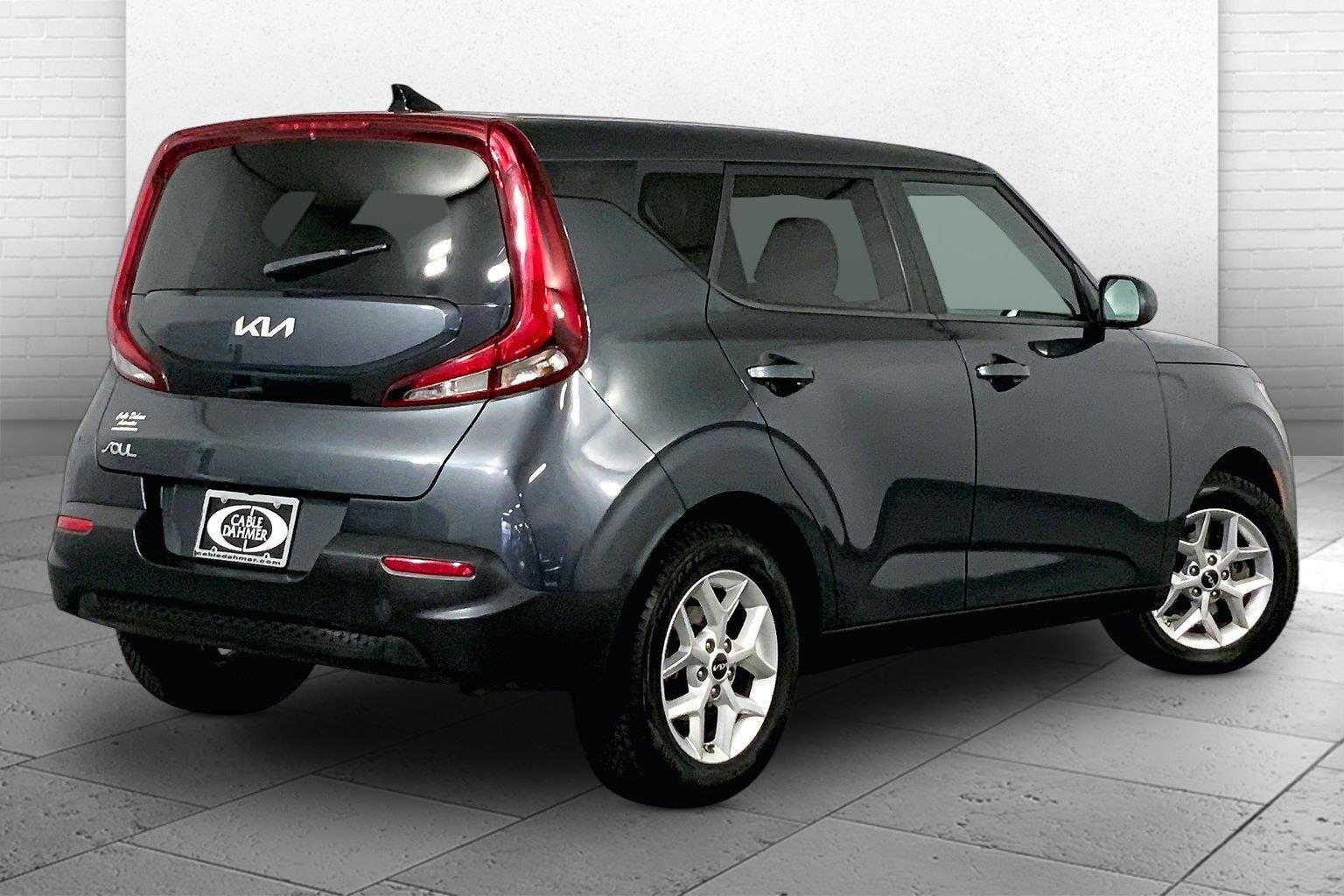 2022 Kia SOUL LX