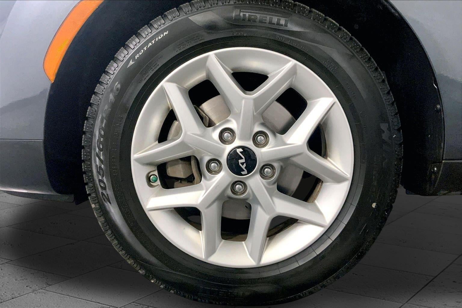 2022 Kia SOUL LX