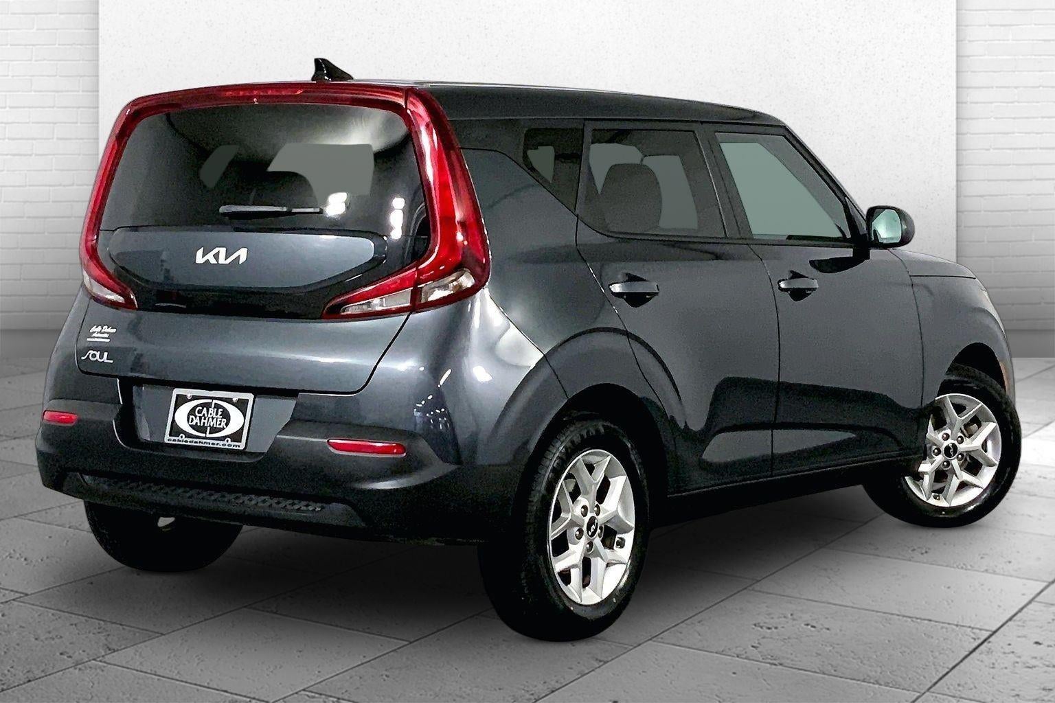 2022 Kia Soul LX