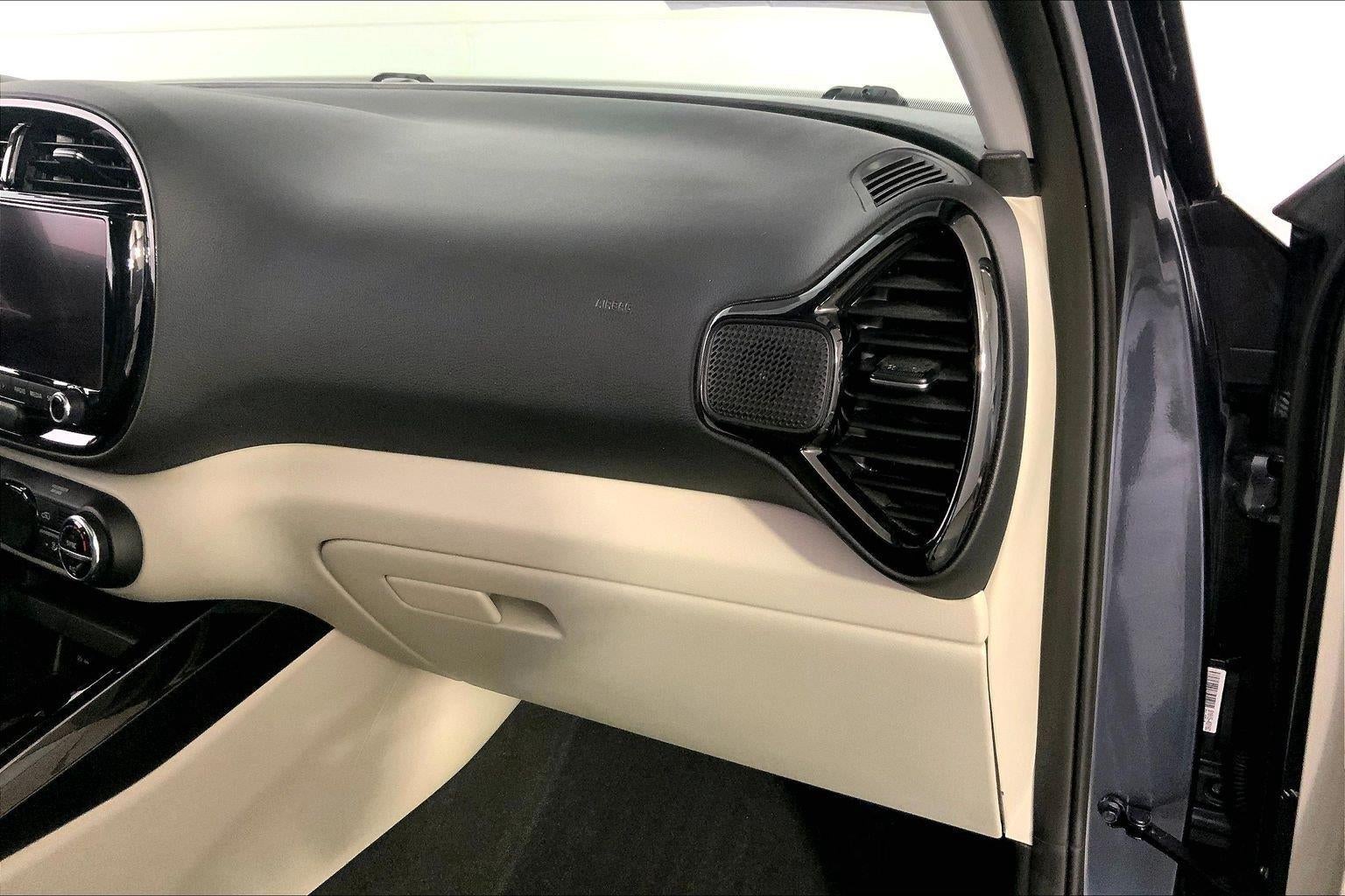 2023 Kia Soul EX