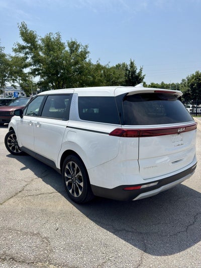 2023 Kia Carnival EX