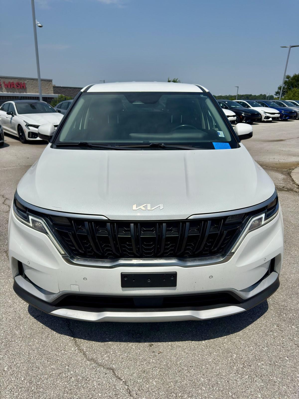 2023 Kia Carnival EX