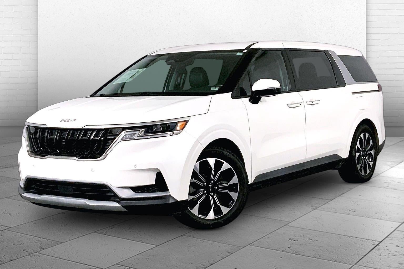 2023 Kia Carnival EX