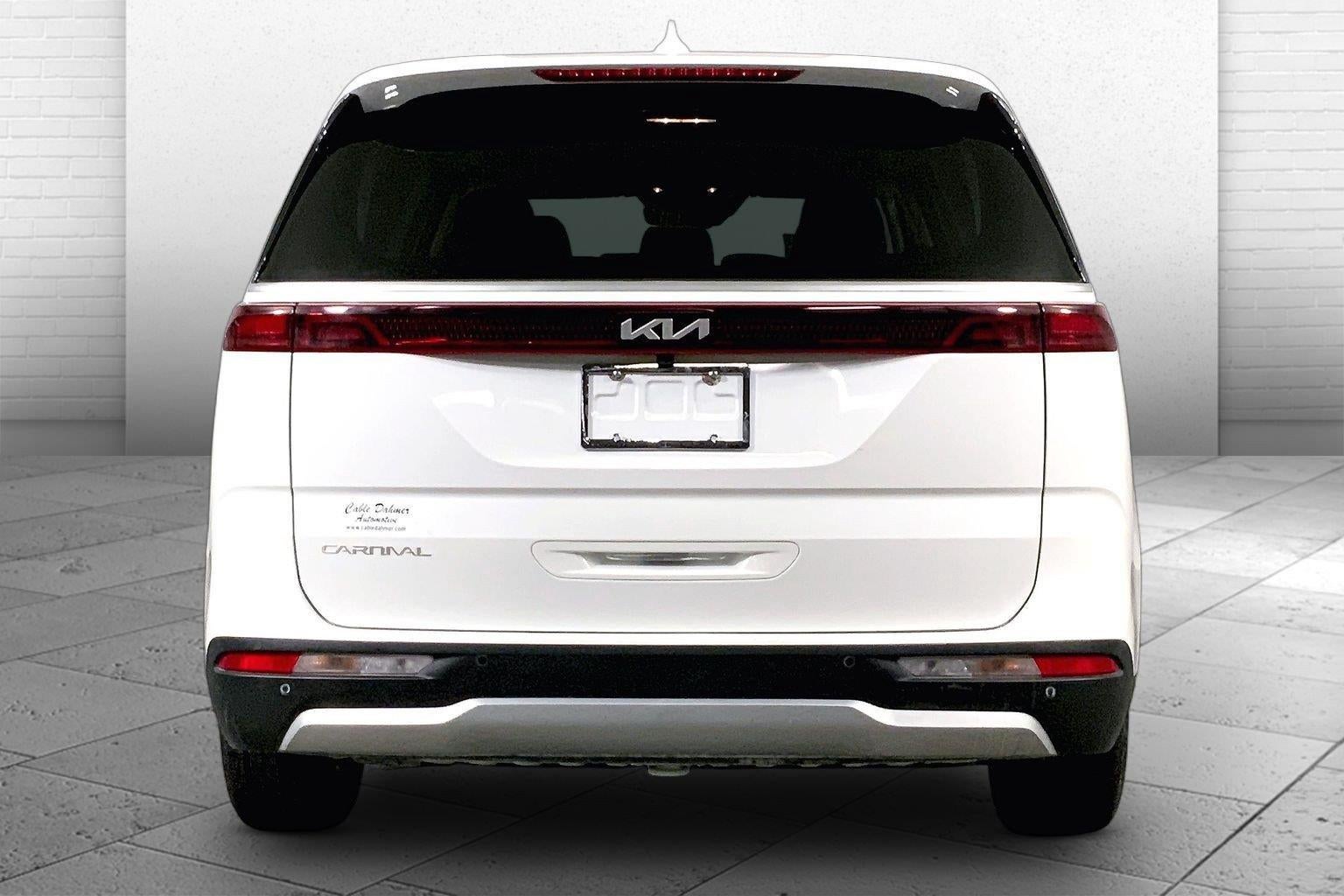 2023 Kia Carnival EX