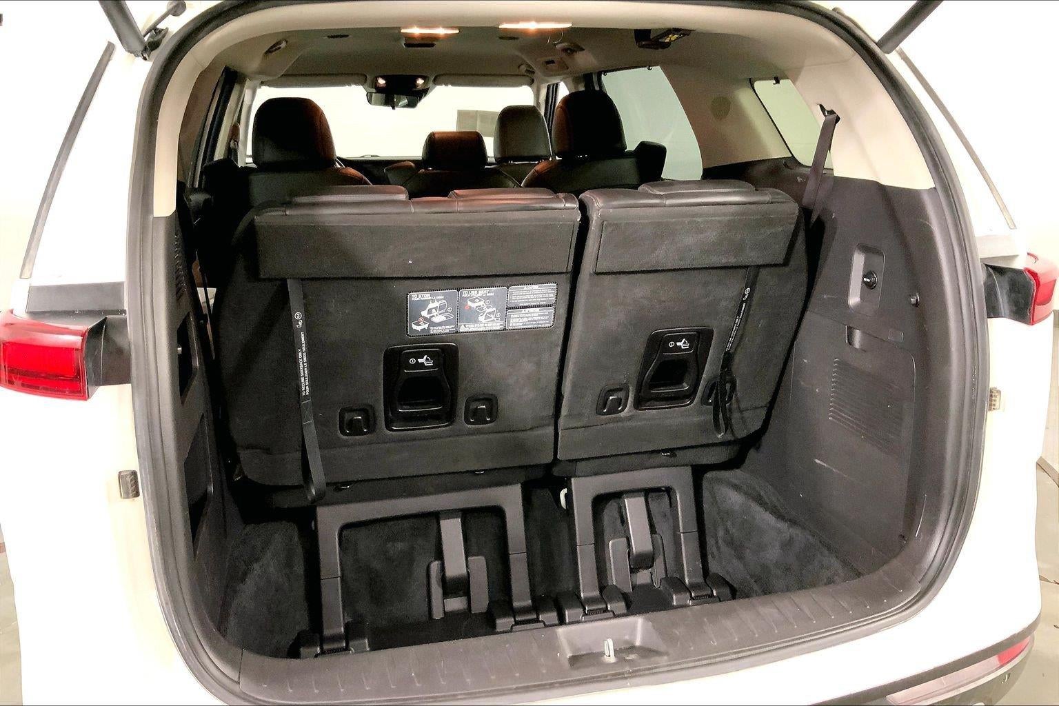 2023 Kia Carnival EX