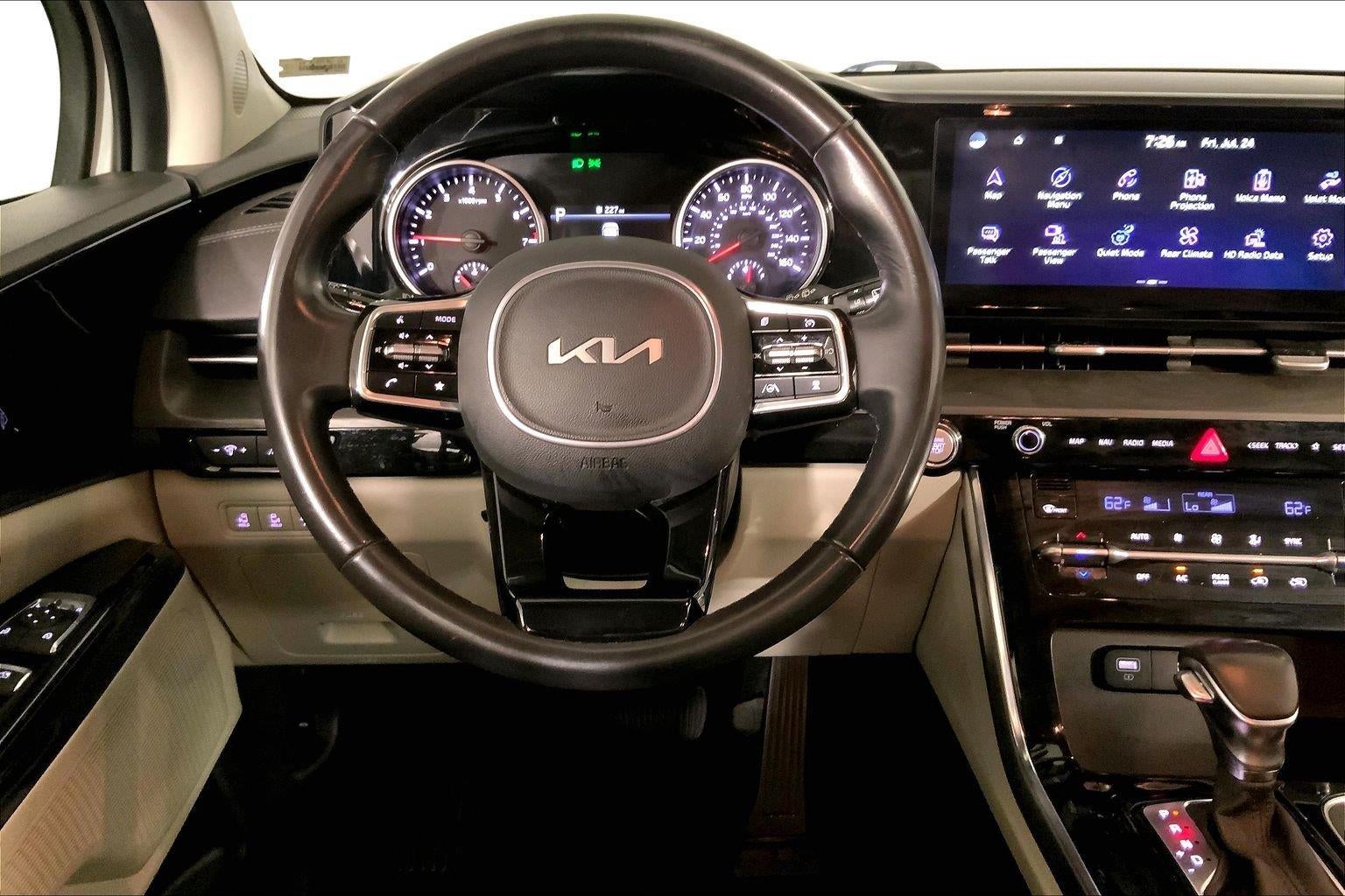 2023 Kia Carnival EX