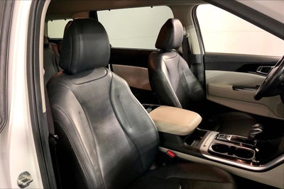 2023 Kia Carnival EX