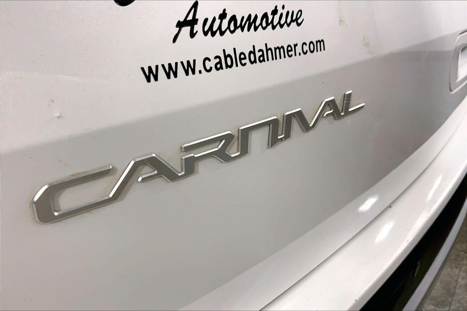2023 Kia Carnival EX