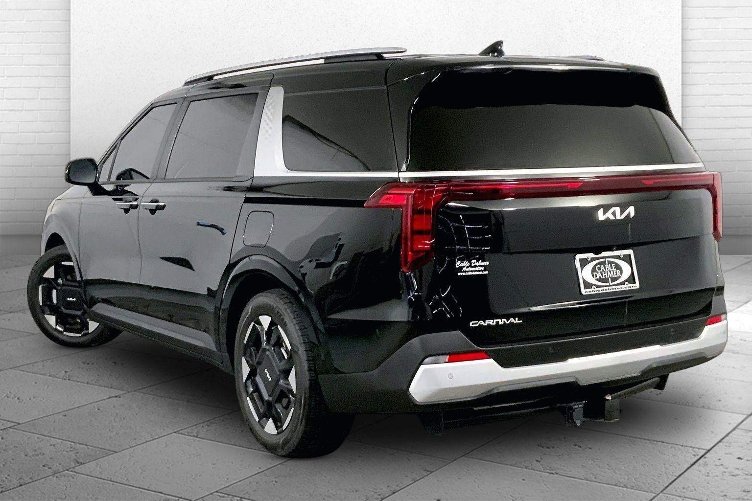 2025 Kia Carnival EX