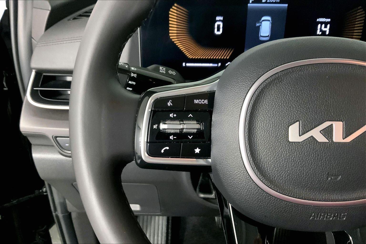 2025 Kia Carnival EX