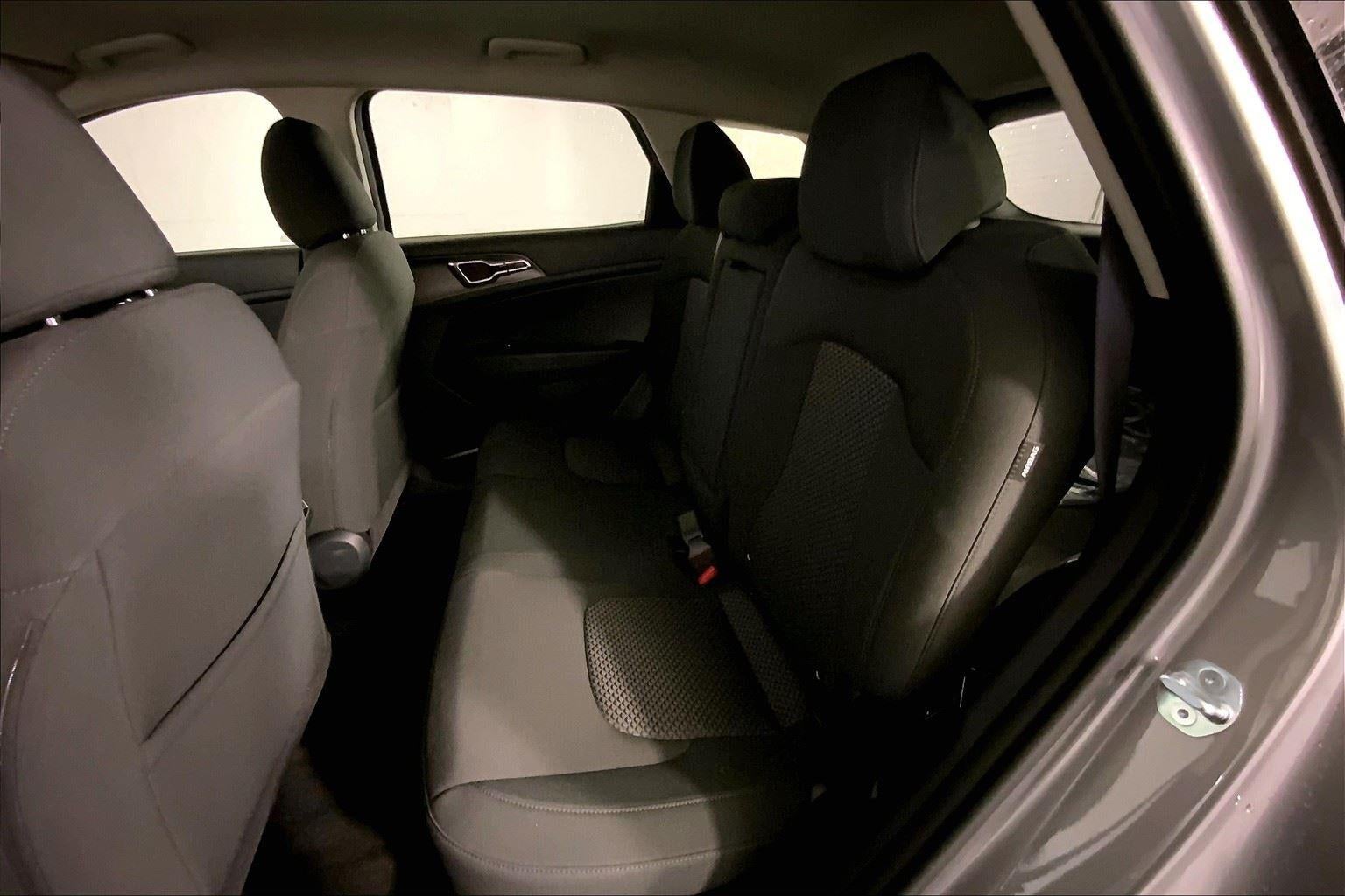 2026 Kia Sportage Hybrid LX