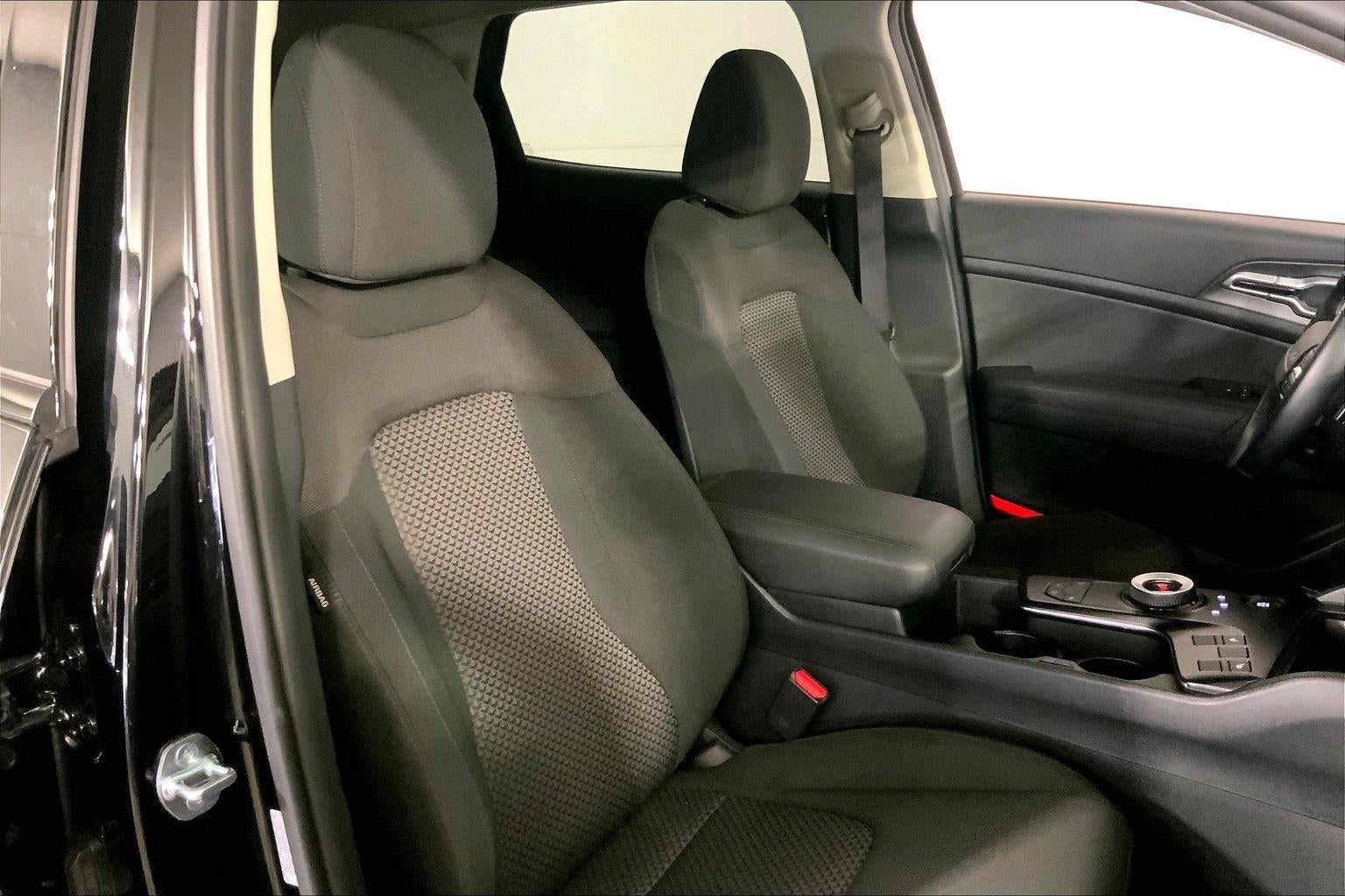 2026 Kia Sportage Hybrid S