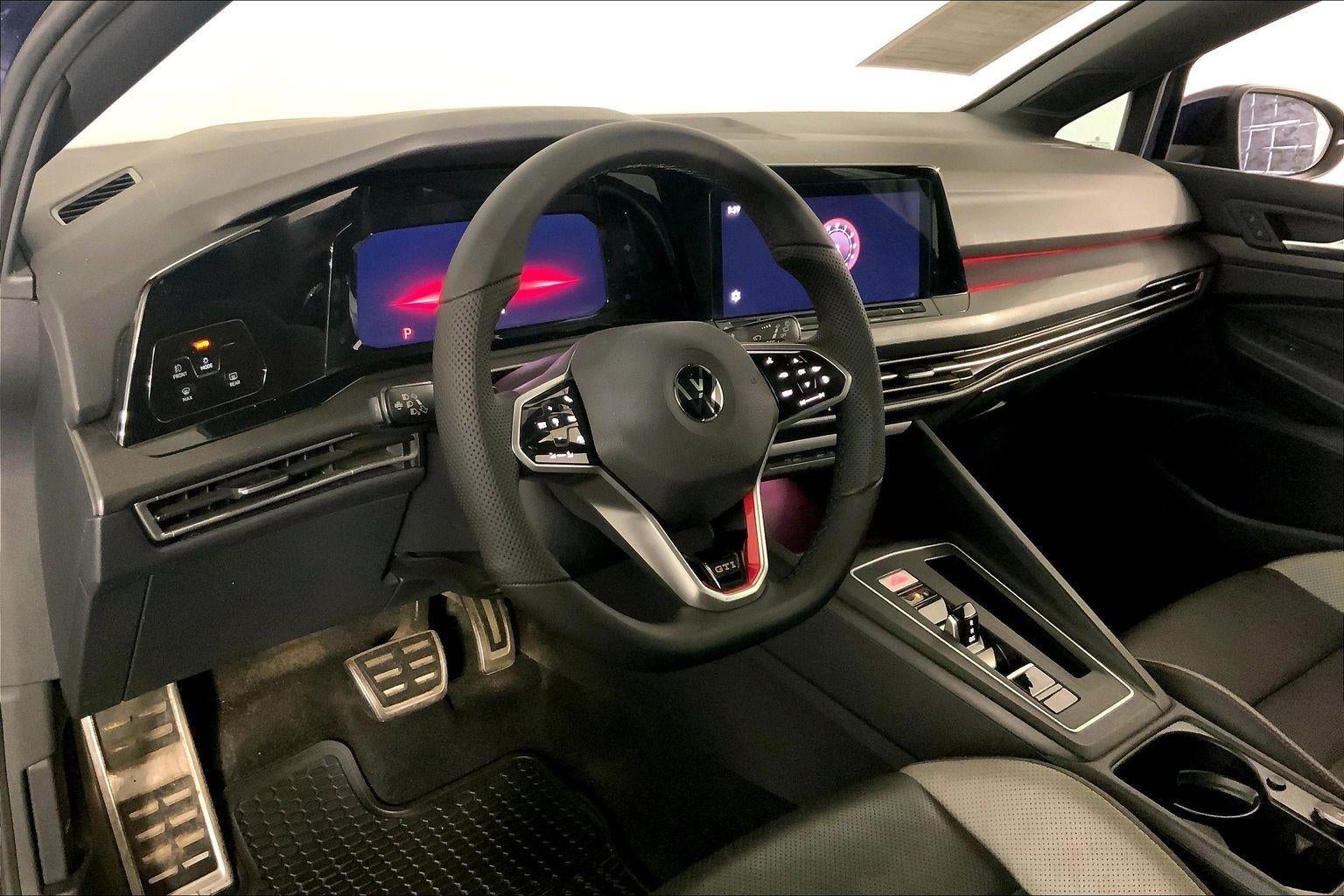 2022 Volkswagen Golf GTI SE