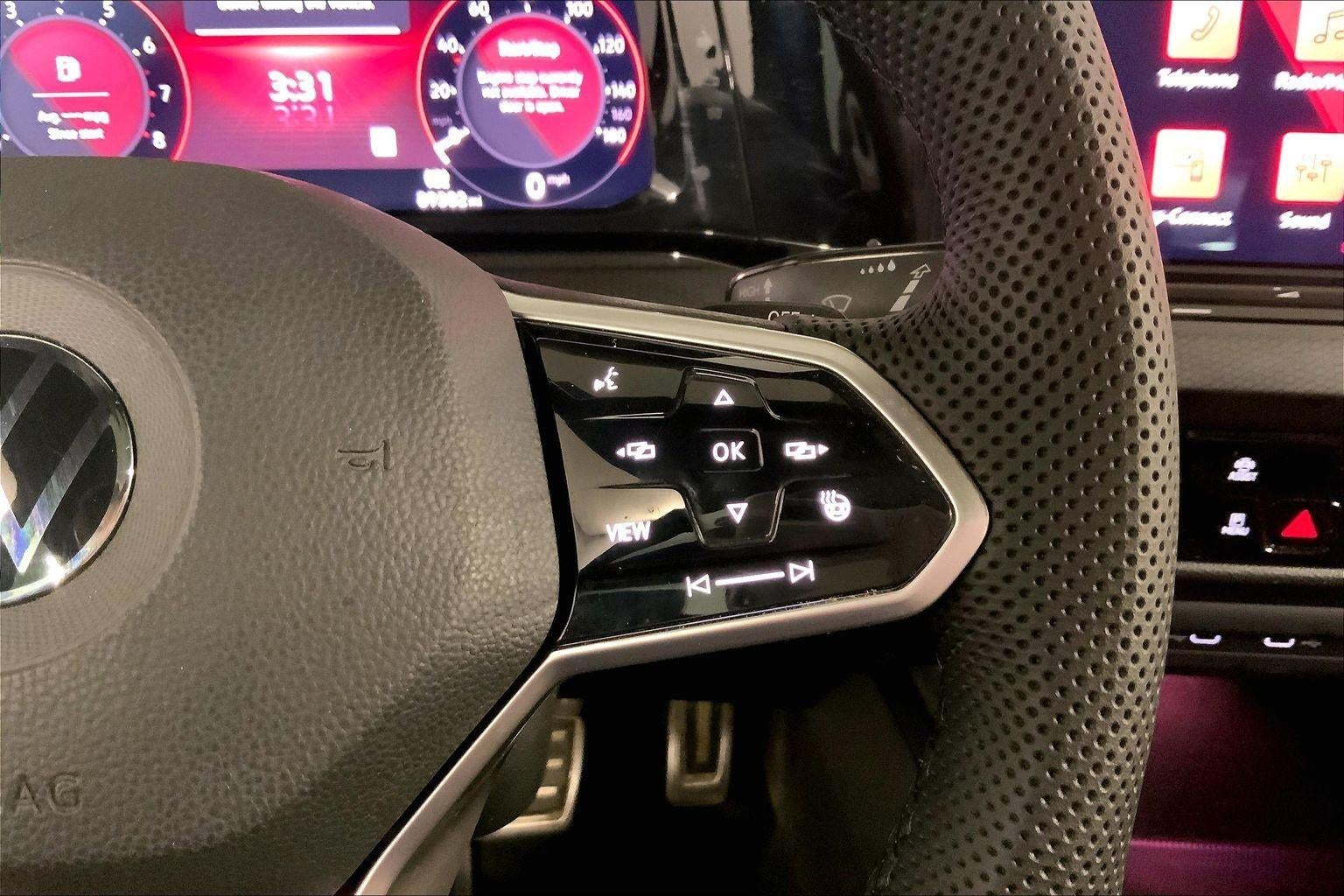 2022 Volkswagen Golf GTI SE