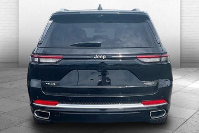 2022 Jeep Grand Cherokee Summit