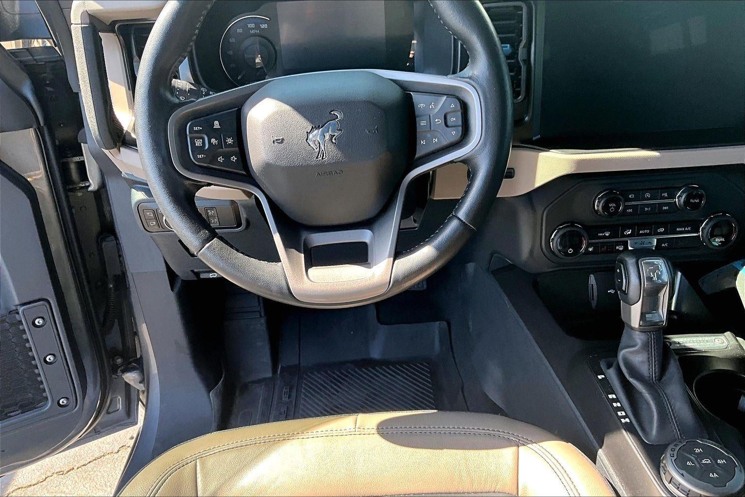 2023 Ford Bronco Base