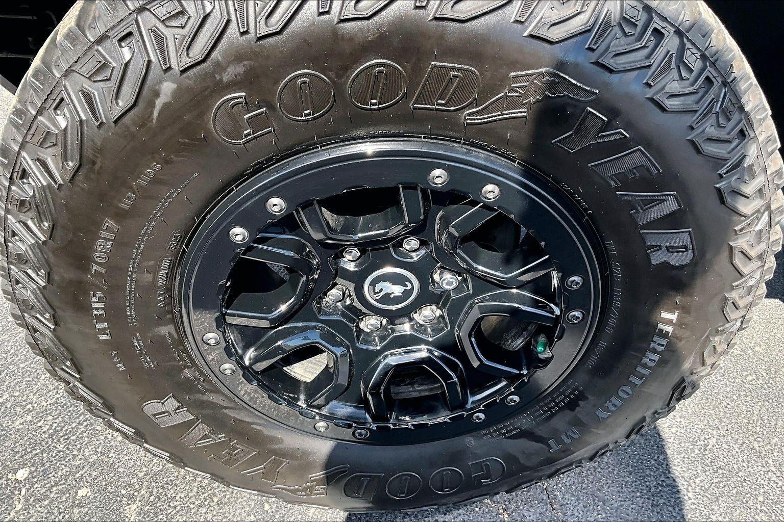 2023 Ford Bronco Base