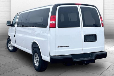 2025 Chevrolet Express Passenger 1LS