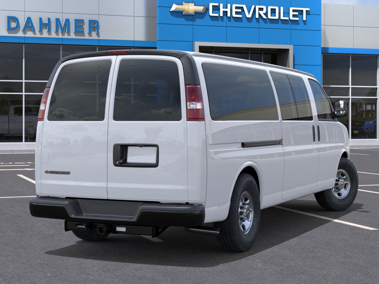 2025 Chevrolet Express Passenger 1LS