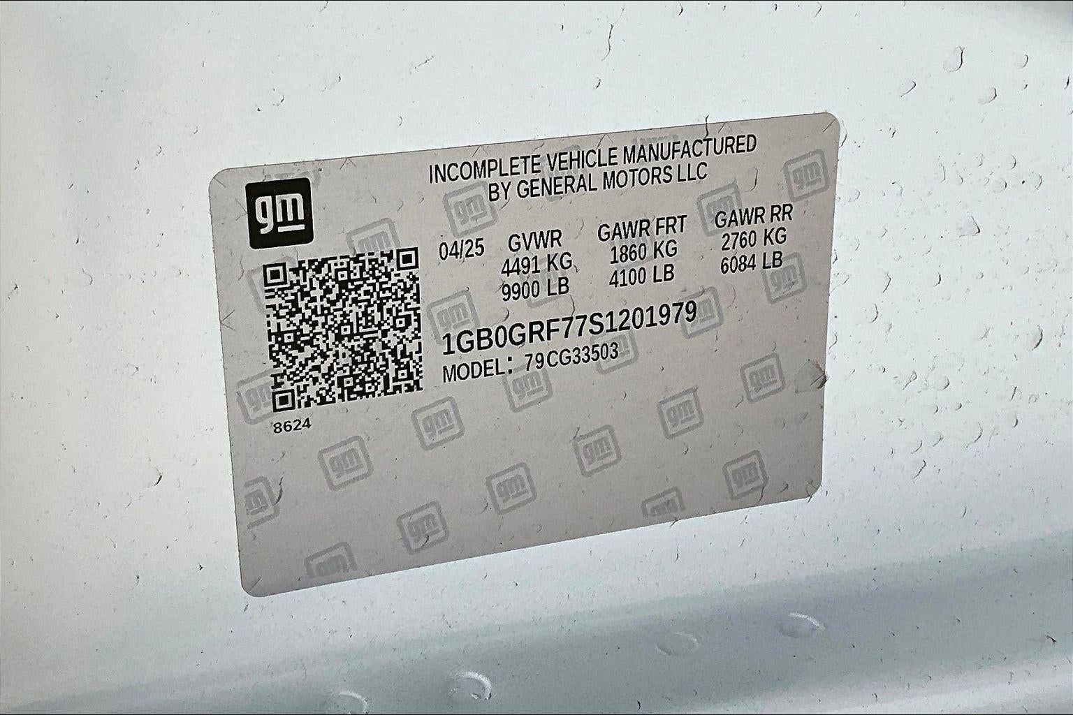 2025 Chevrolet Express Cutaway 3500 1WT