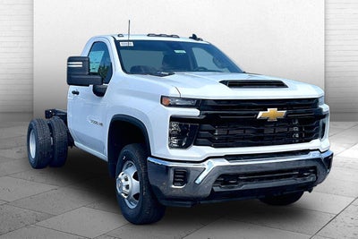 2026 Chevrolet Silverado 3500 HD Chassis Cab Work Truck