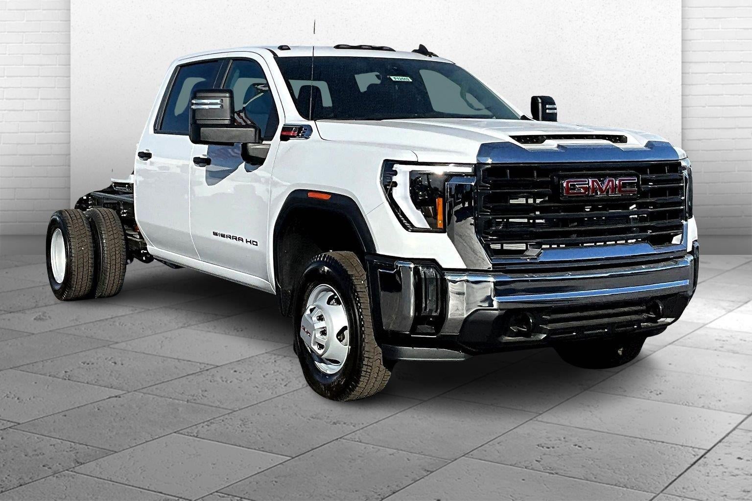 2026 GMC Sierra 3500 HD Chassis Cab Pro
