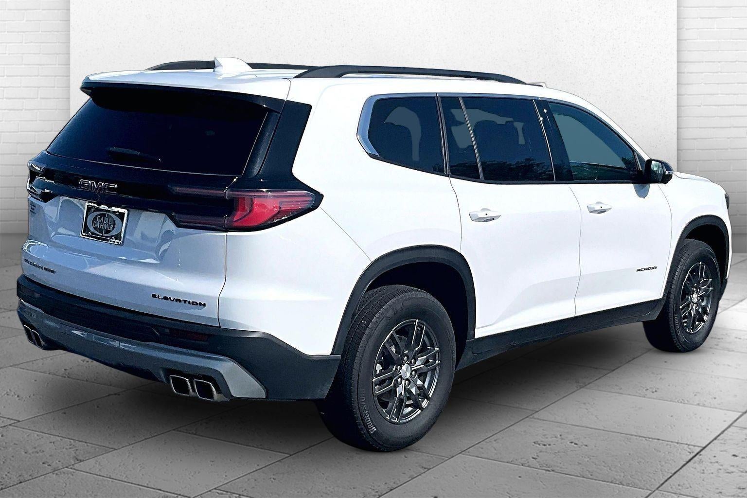 2025 GMC Acadia Elevation