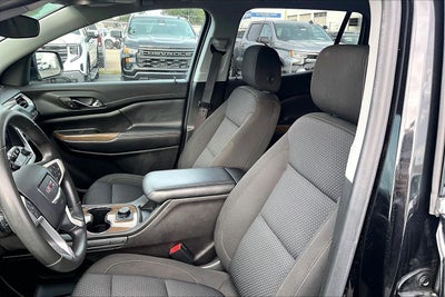 2022 GMC Acadia SLE