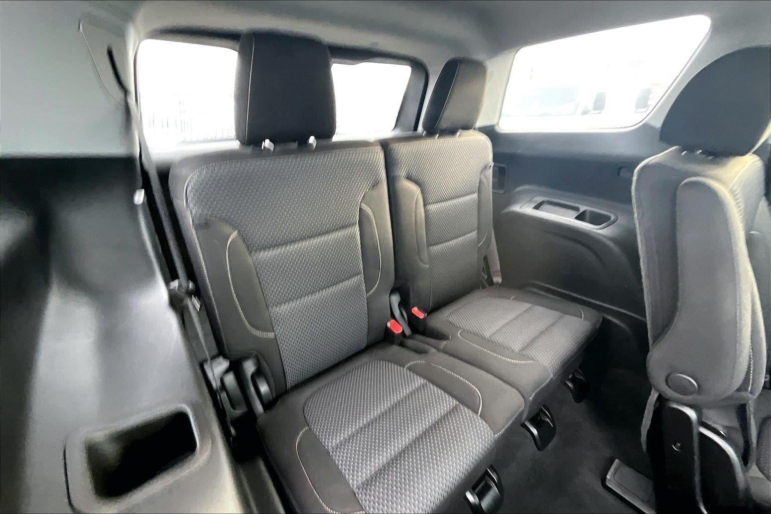 2022 GMC Acadia SLE