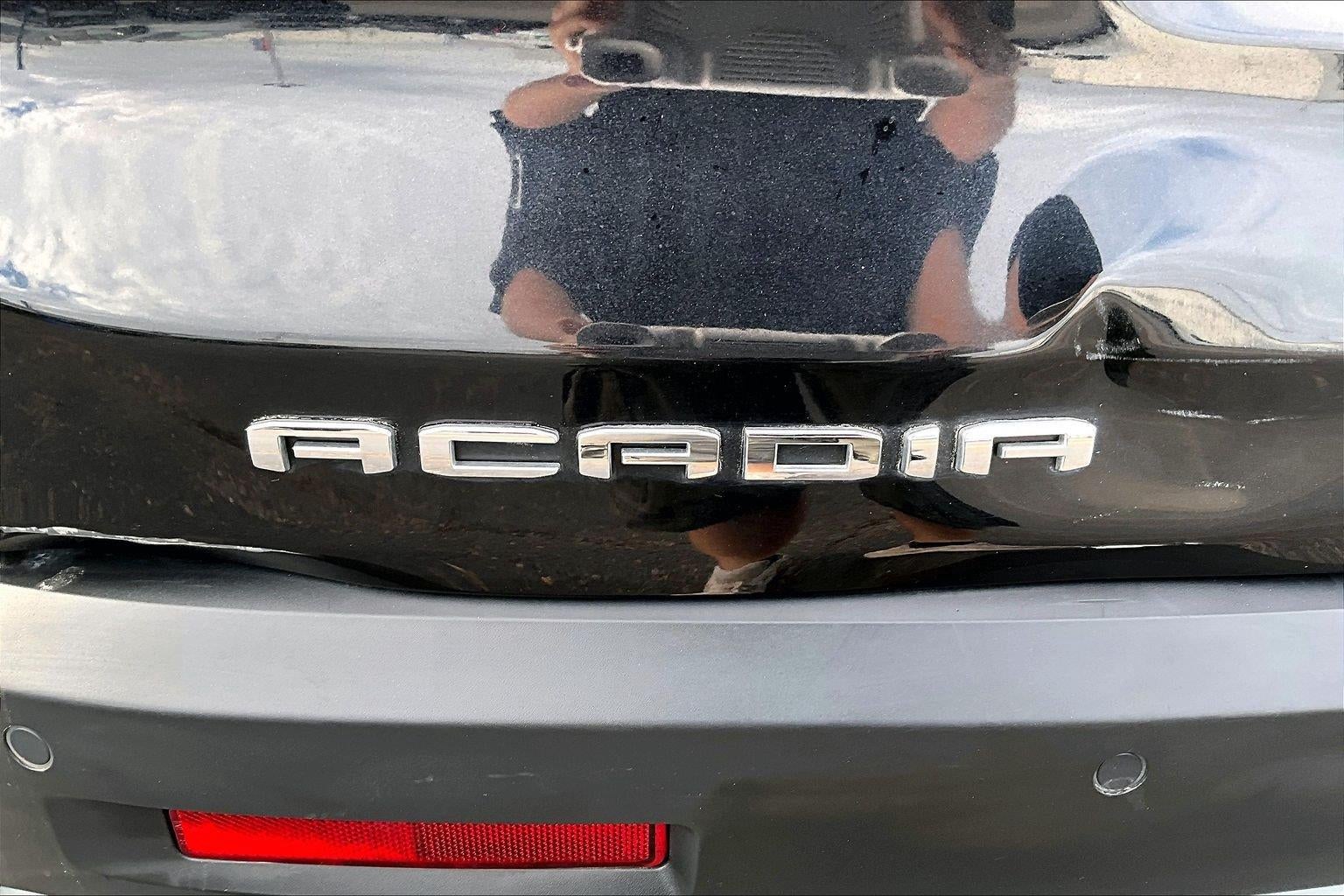 2022 GMC Acadia SLE