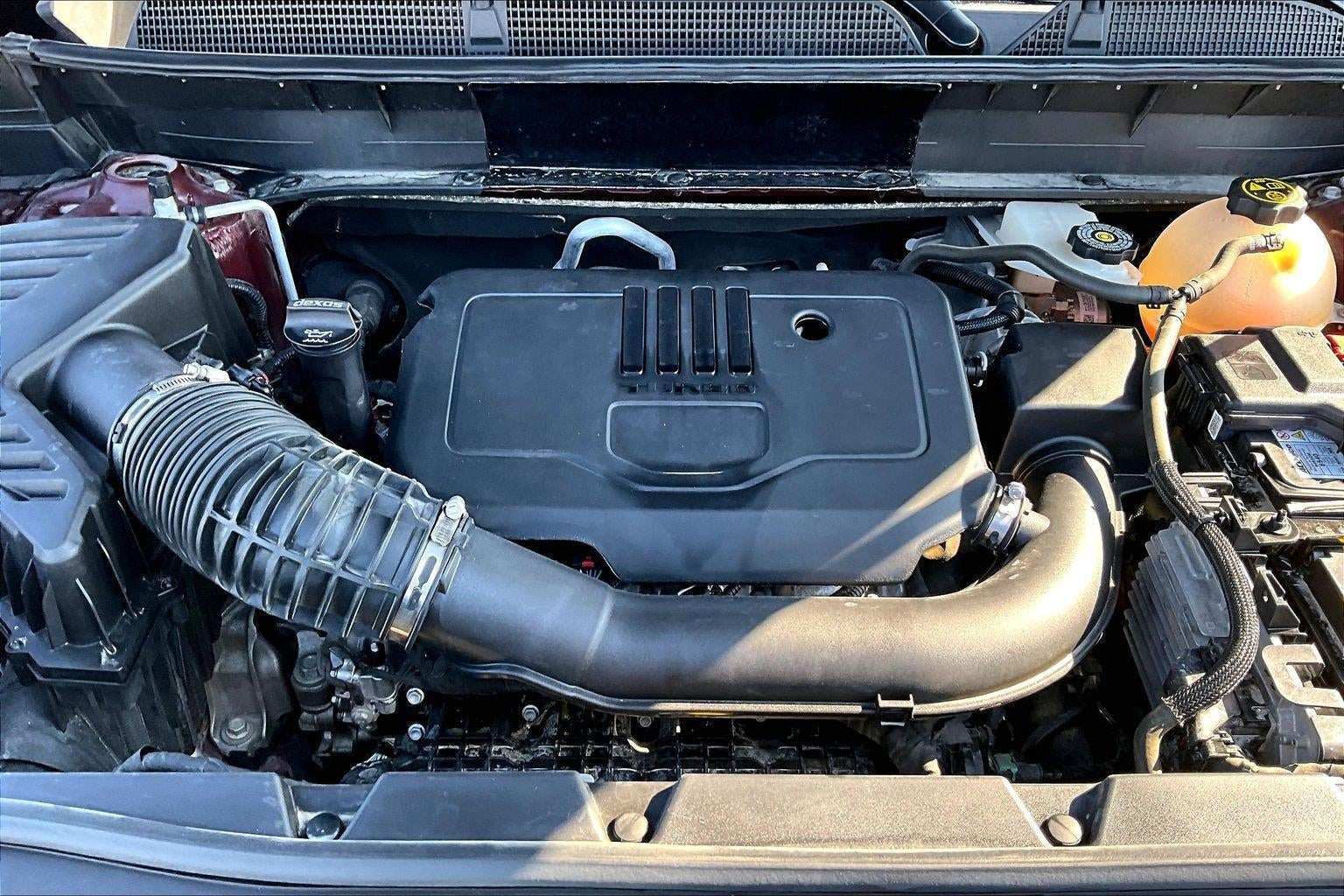 2022 GMC Acadia SLT