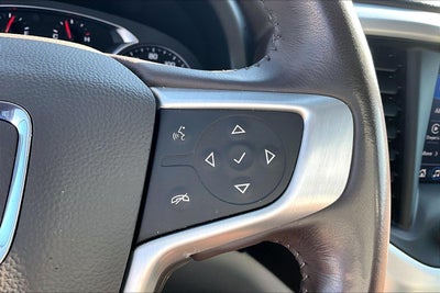 2022 GMC Acadia SLT