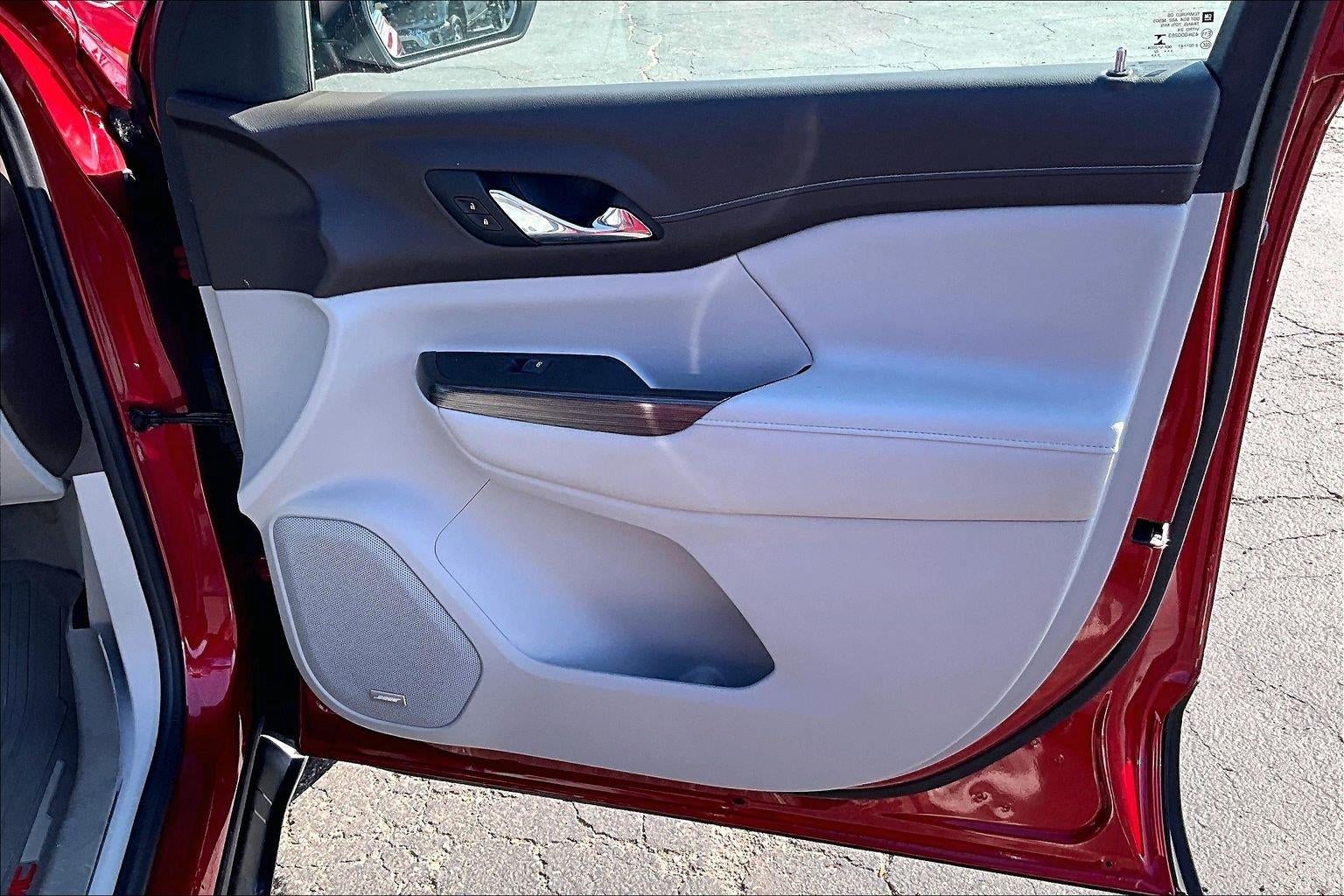 2022 GMC Acadia SLT