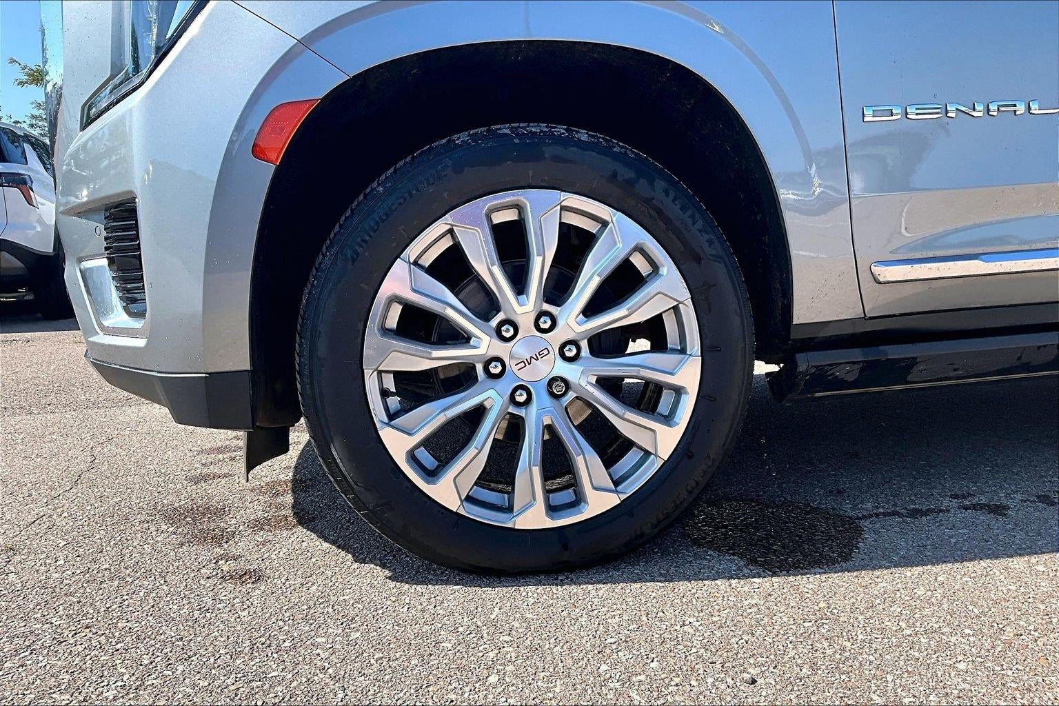 2023 GMC Yukon XL Denali