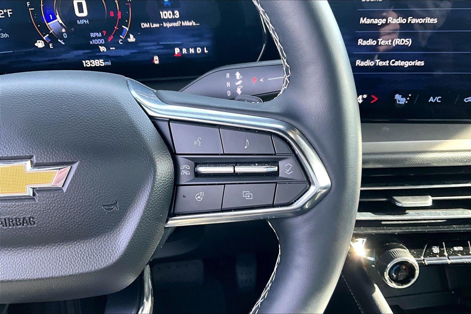 2025 Chevrolet Traverse LT