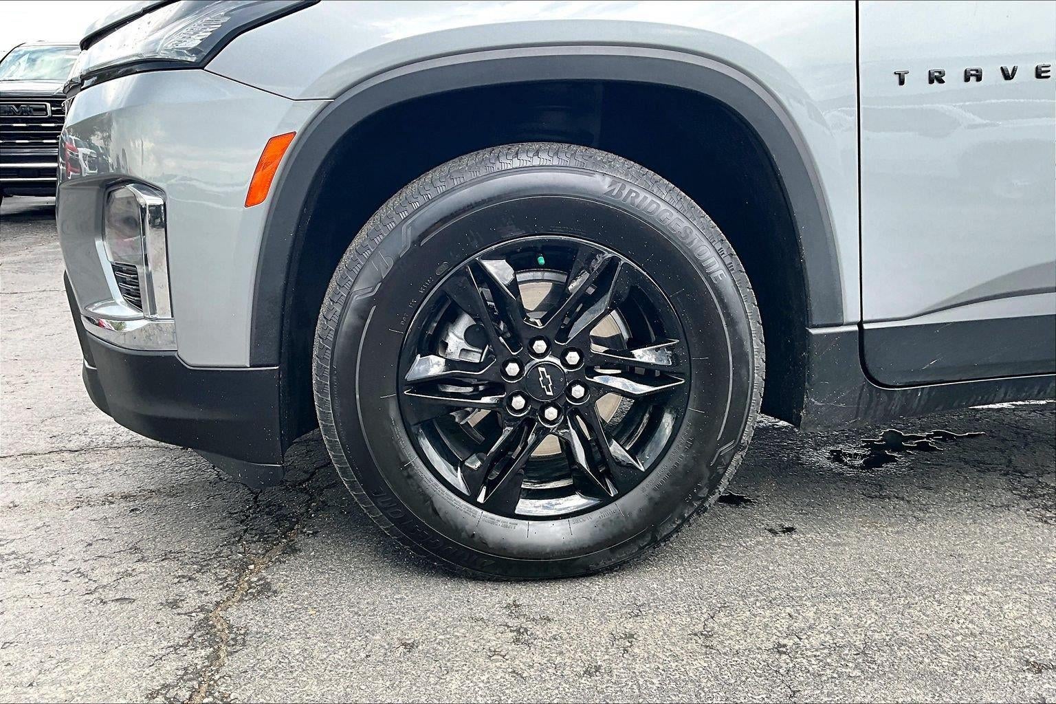 2024 Chevrolet Traverse Limited LT Cloth