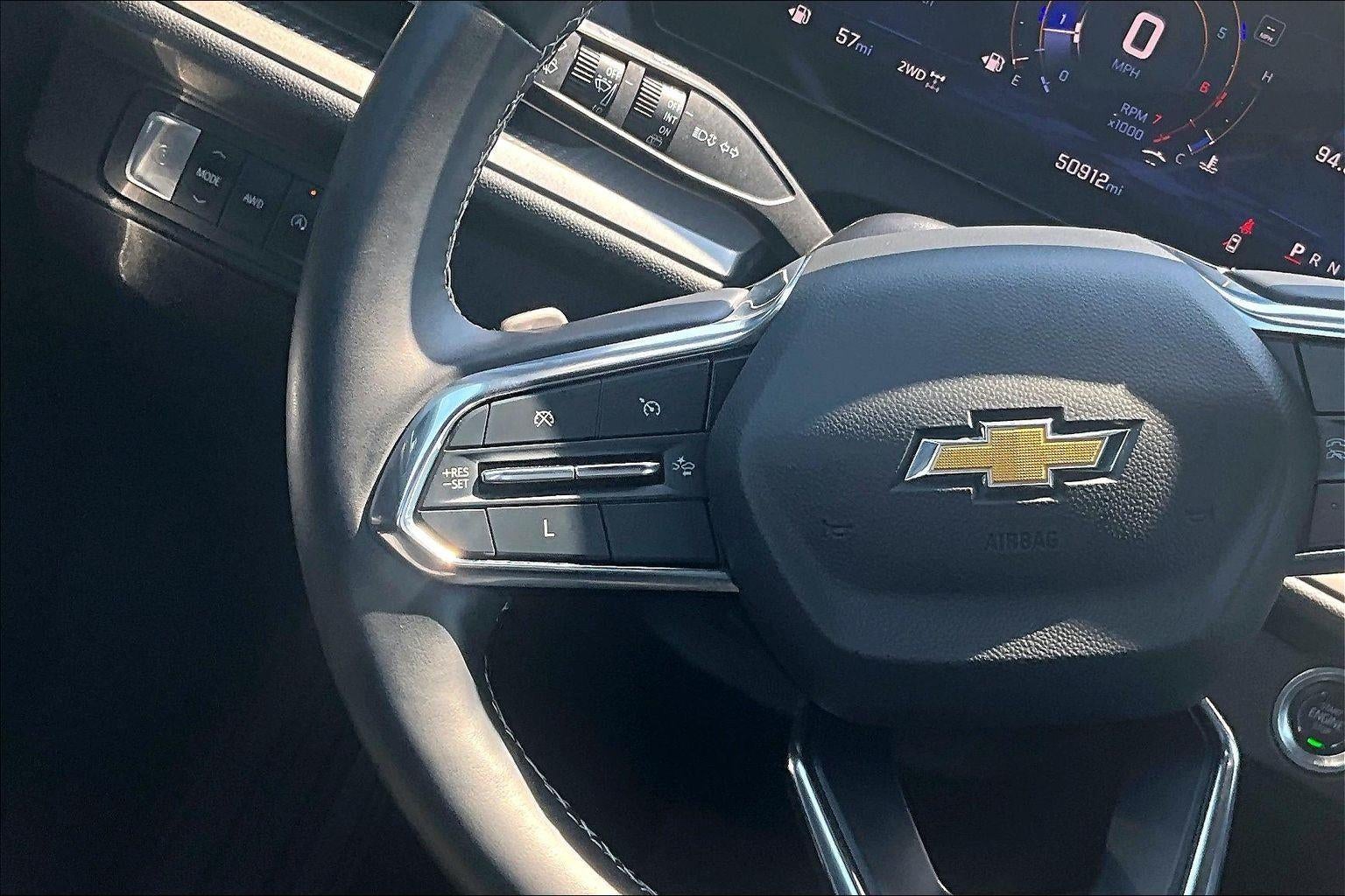 2024 Chevrolet Traverse LT