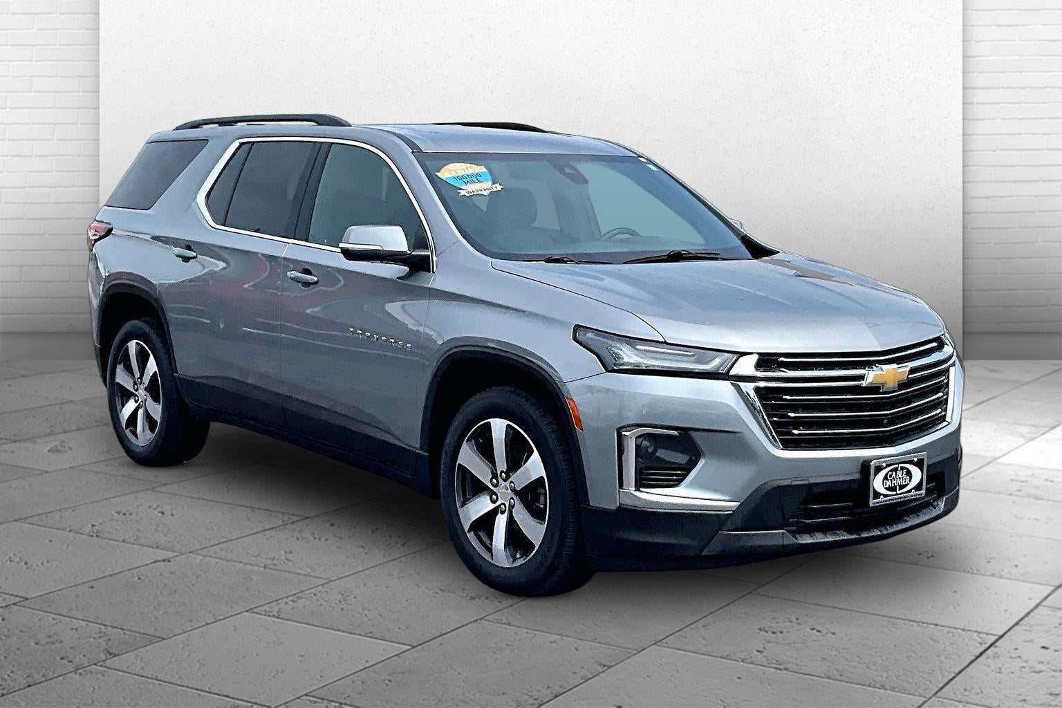 2023 Chevrolet Traverse LT Leather
