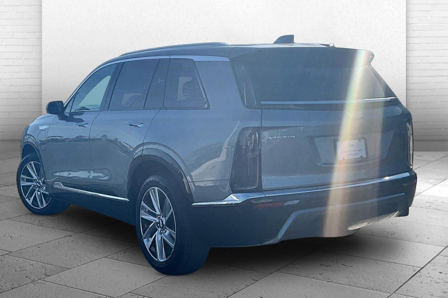 2026 Cadillac VISTIQ Luxury