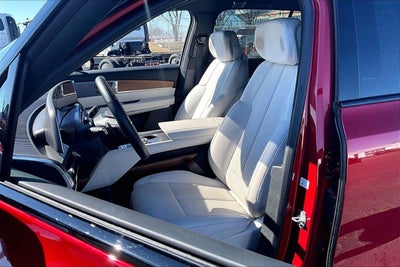 2026 Cadillac VISTIQ Sport