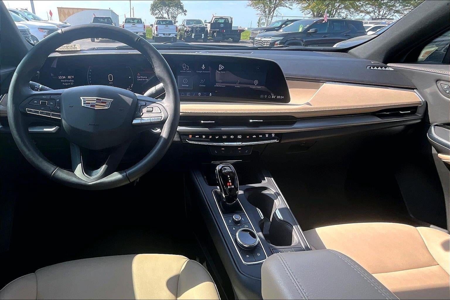 2024 Cadillac XT4 Luxury