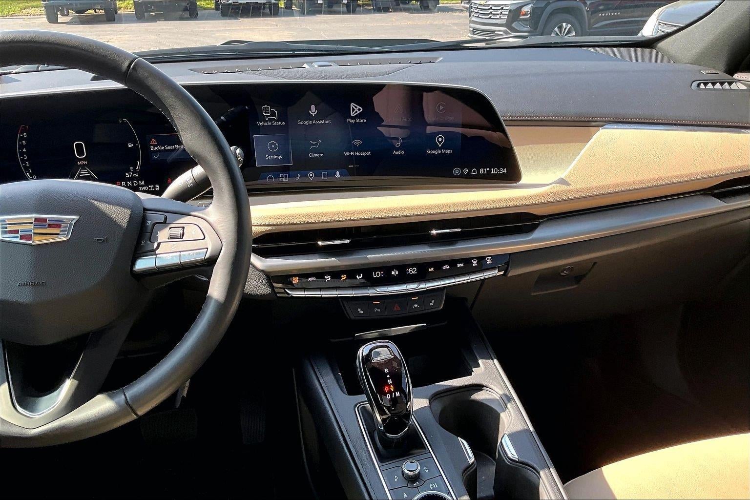 2024 Cadillac XT4 Luxury