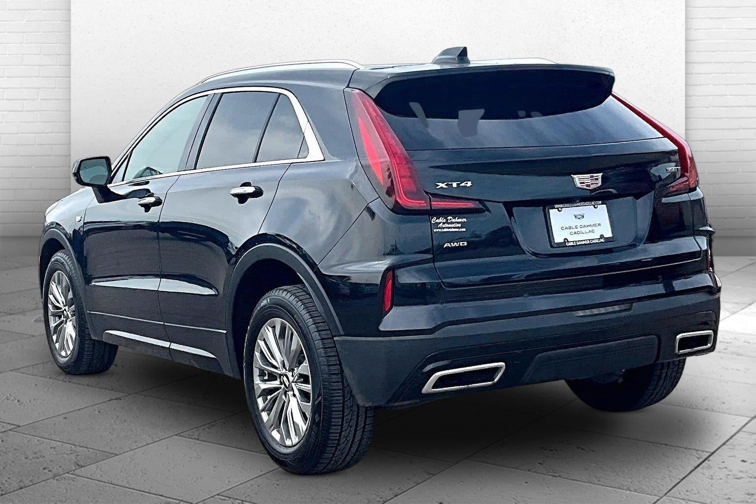 2024 Cadillac XT4 Premium Luxury