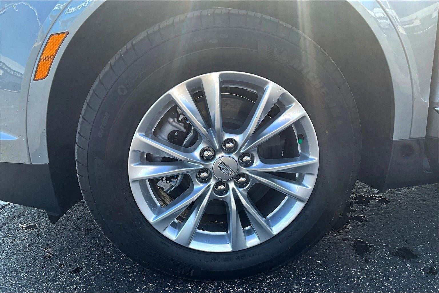 2025 Cadillac XT5 Luxury