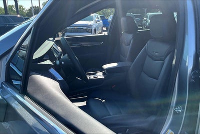 2025 Cadillac XT5 Luxury