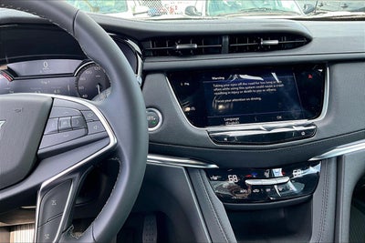 2026 Cadillac XT5 Luxury